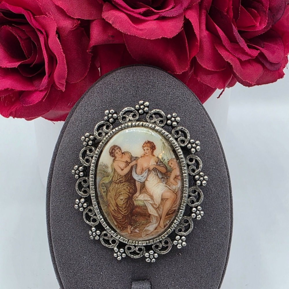 Antique Cameo Brooch Vintage Portrait Oval Silver‎ Tone Filigree Scenic Ladies